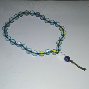 This piece is a quarter meditation mala.